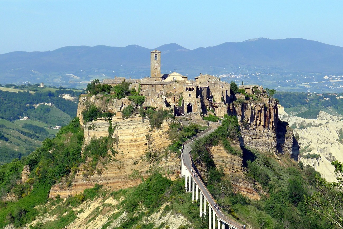 civita-di-bagnoregio