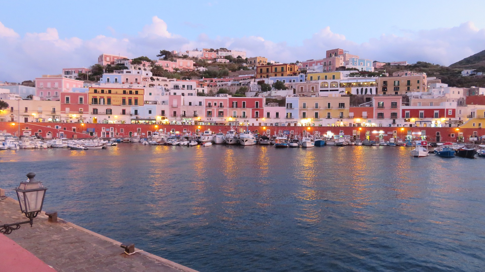 ponza-borghi-sul-mare